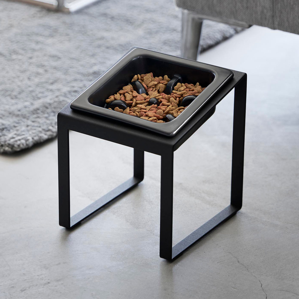 nooks ペットフードテーブル 山崎実業 nooks 早食い防止ペットフードボウルスタンド ヌークス 斜め