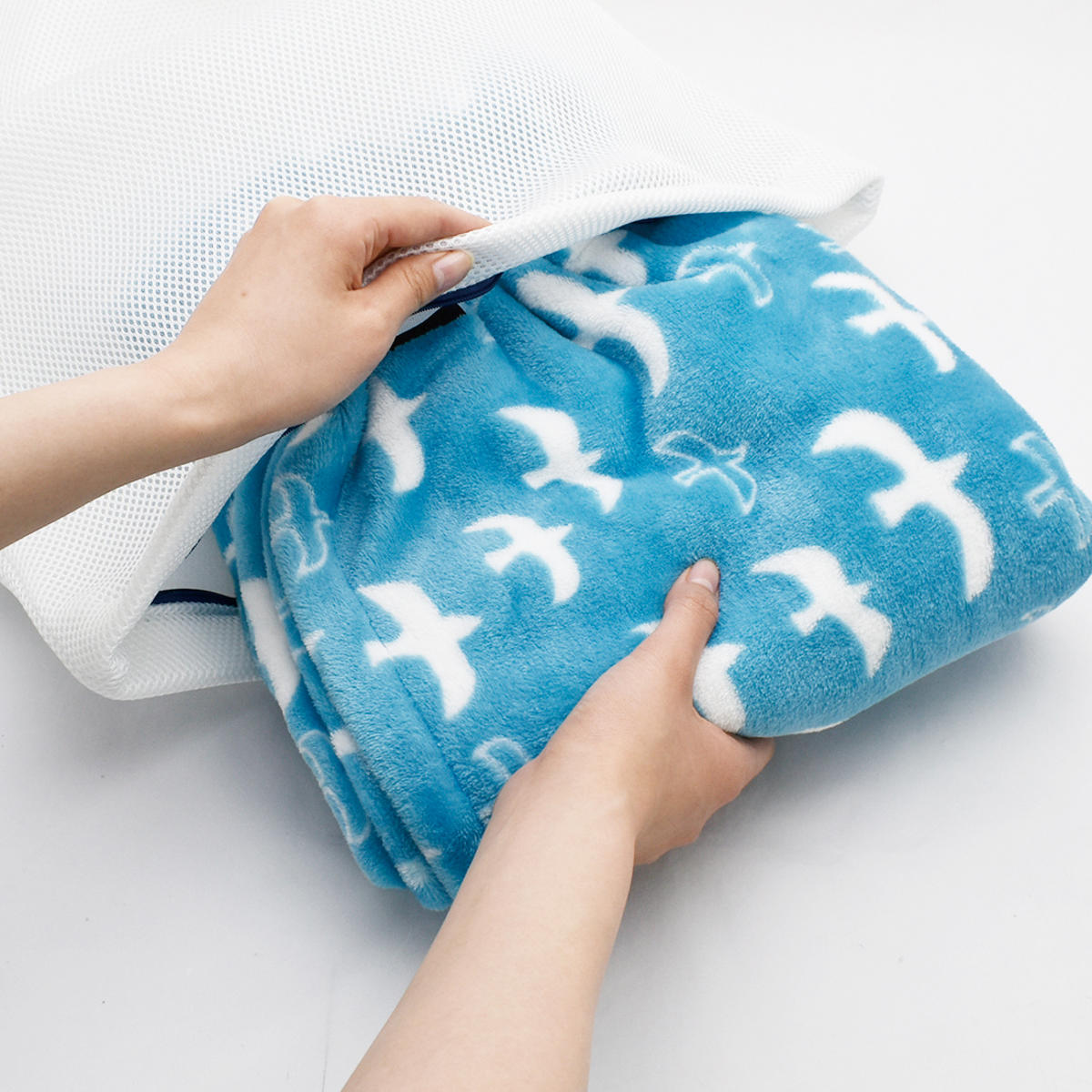 ブランケット Lampo 100×140cm マイクロフランネル 洗濯機OK