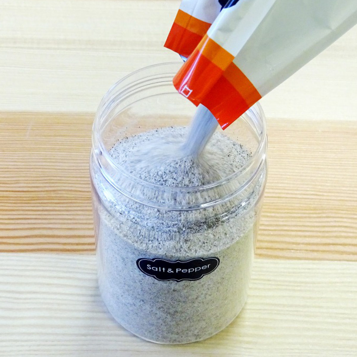 小久保工業所 調味料入れ 塩コショウ入れ 2WAY味塩詰替ボトル 日本製