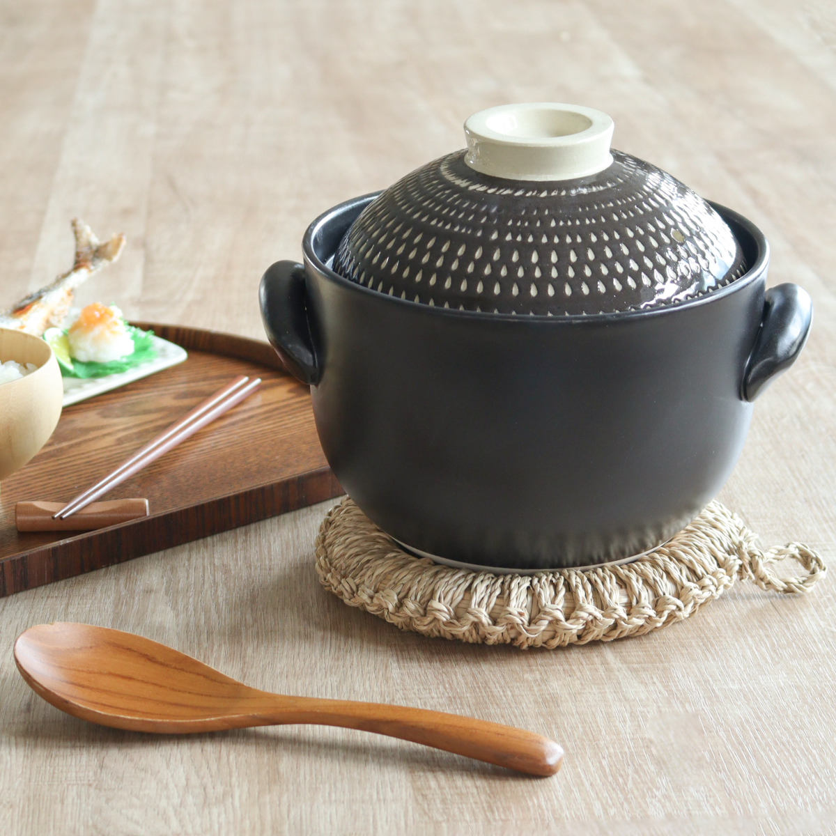 炊飯土鍋 3合炊 直火専用 OKATTE 飛び鉋ごはん土鍋 日本製 （ ごはん鍋