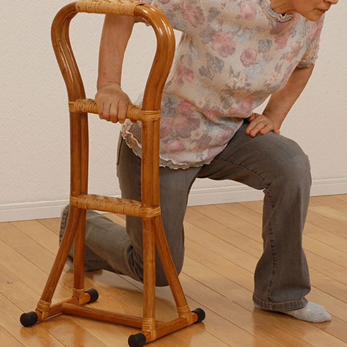 てすり 立ち上がり 補助 立ち上がりステッキ ラタン製 高さ80cm