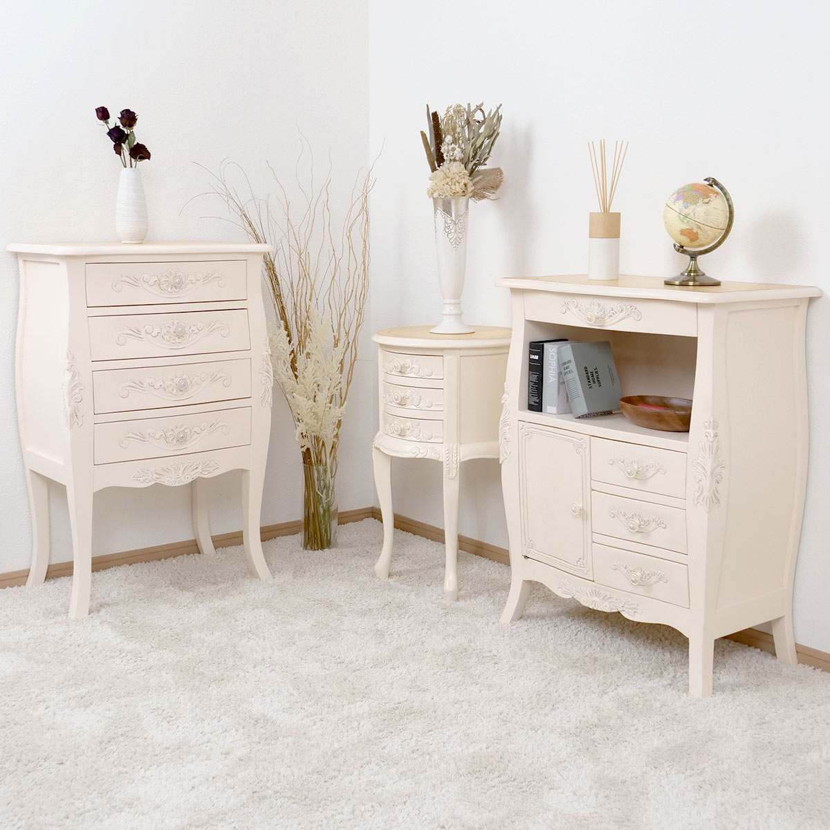 チェスト 4段 コモ （ キャビネット 手彫り ロココ調 猫脚 収納 家具