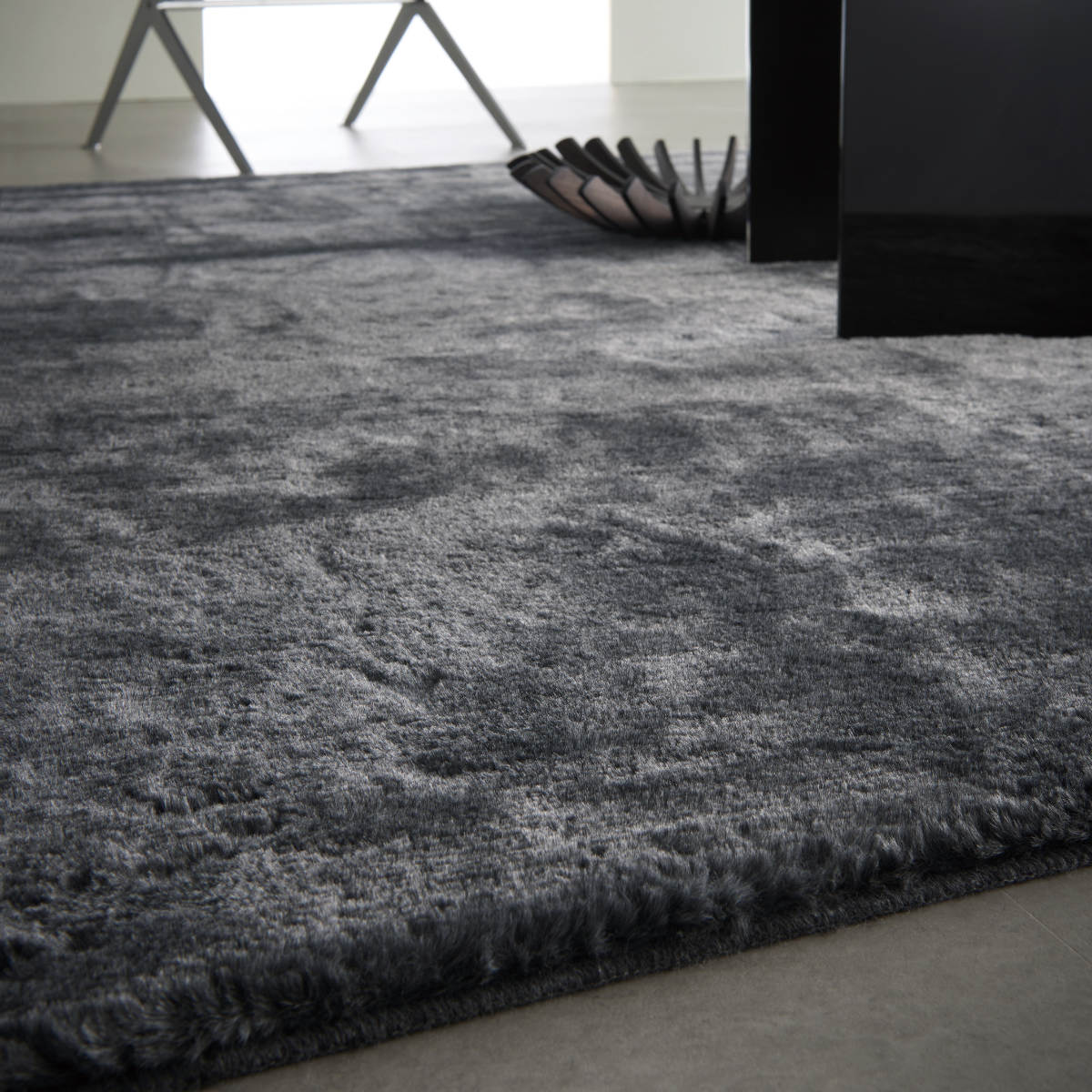 スミノエ ラグ ラックスファー 140×200cm 防炎 防ダニ （ カーペット