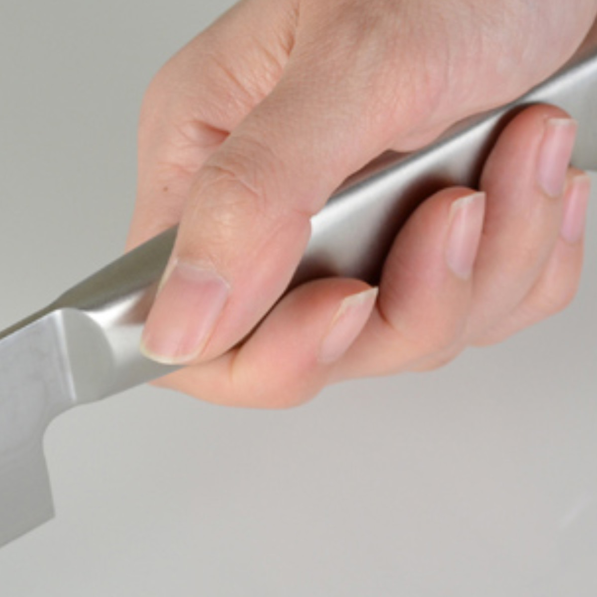 骨スキ包丁 19cm ステンレス製 鍛接ダマスカス鋼 69層 濃州正宗 日本製