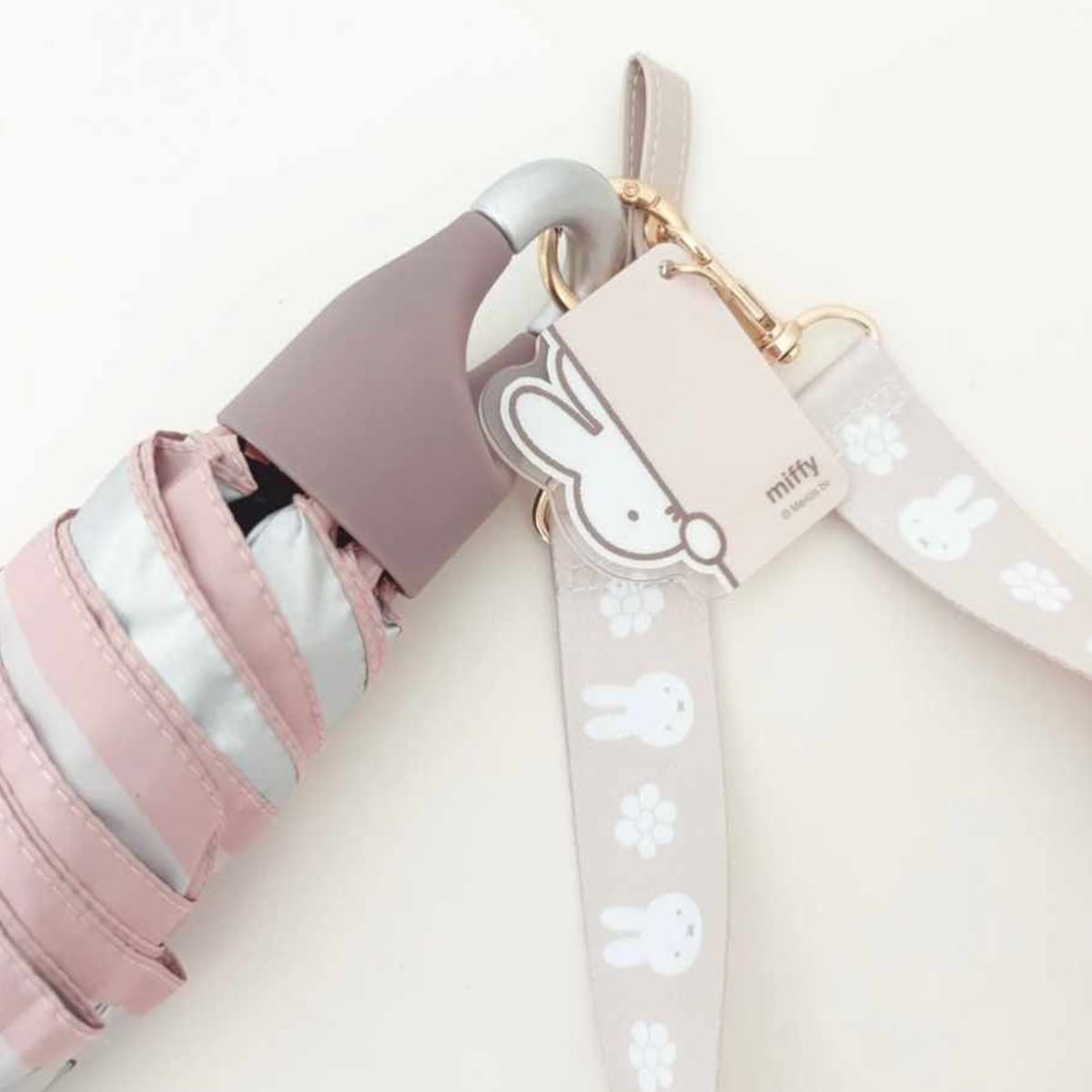 nicott（ニコット） ストラップ ミッフィー スマートキーハンド