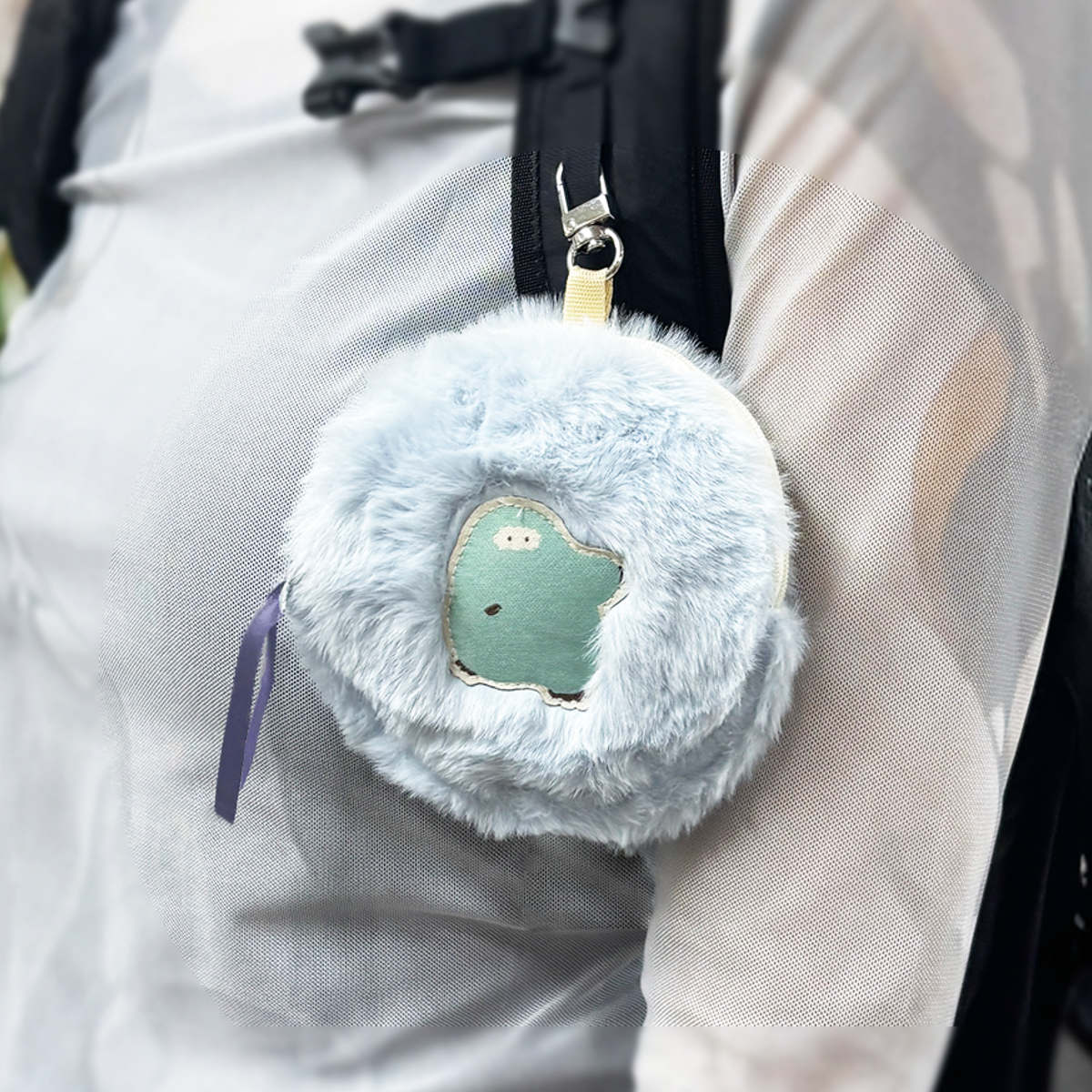 nicott（ニコット） ファーマルポーチ ふわふわ ダンシング イエティ