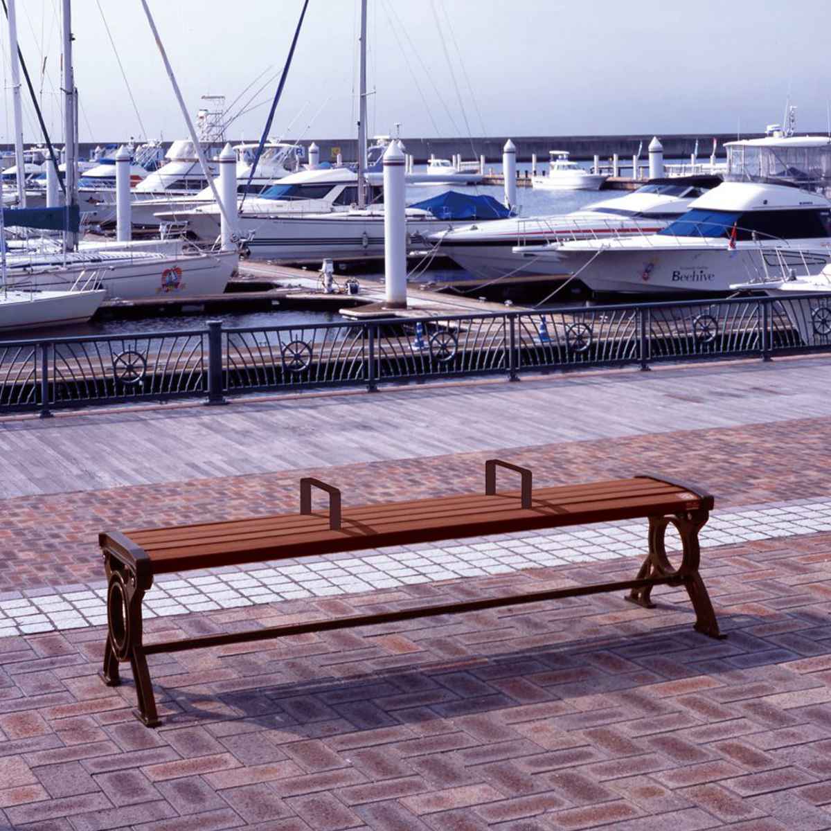 業務用 屋外用木調ベンチ 手すり付 背なしタイプ 180cm 3人掛け