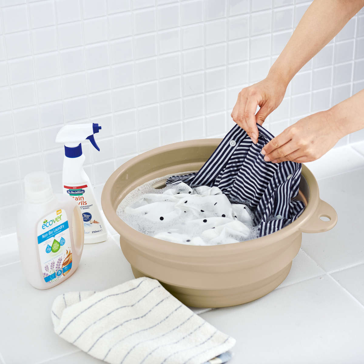 伊勢藤 日本製 折りたたみソフトタブ 12L ピンク i8my1cf 【公式通販】