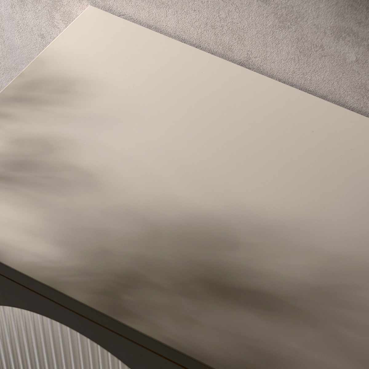 宮武製作所 ガラスキャビネット 幅80cm Muun 可動棚 スチール 波