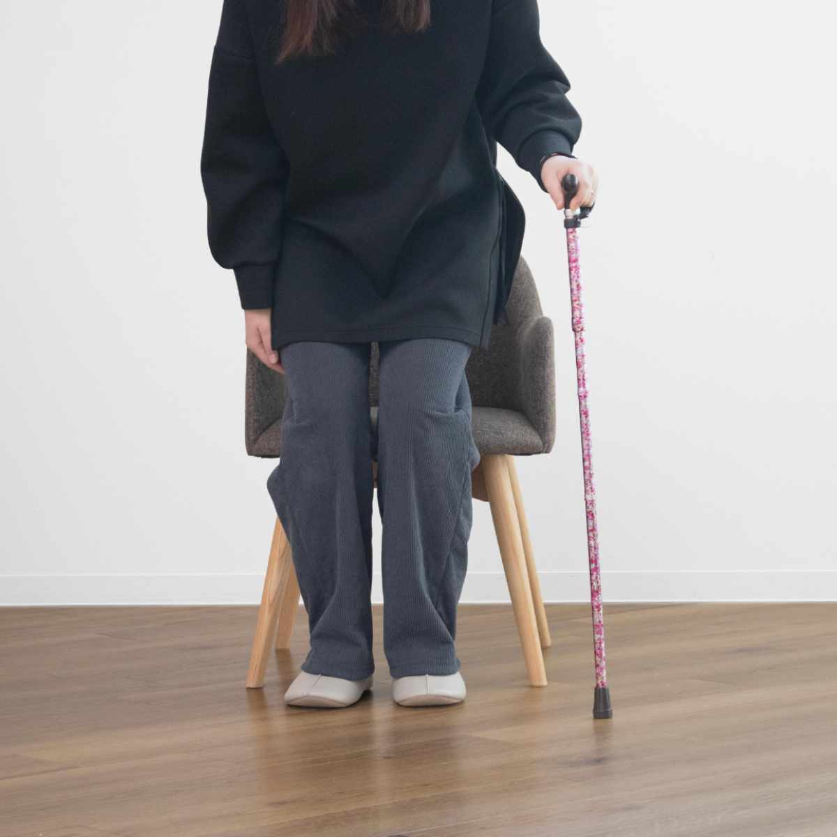 マキテック 杖 ステッキ 折りたたみ杖 充実ステッキ 白花 アルミ製 FS