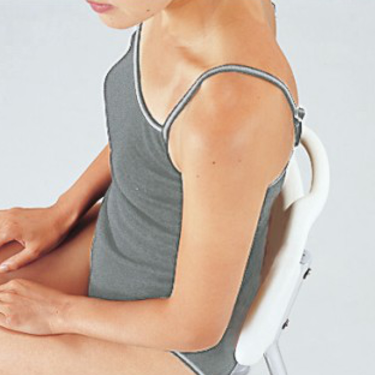 アロン化成 シャワーベンチ 背付 浴室座椅子 安寿 （ シャワーチェア