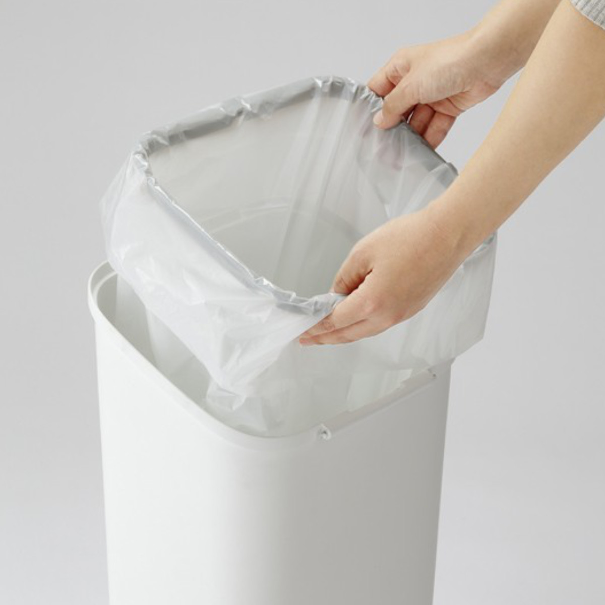 M*i様 ゴミ箱&ティッシュケース　一点のみ RISU（家具、インテリア） ゴミ箱 19L ふた付き スムース
