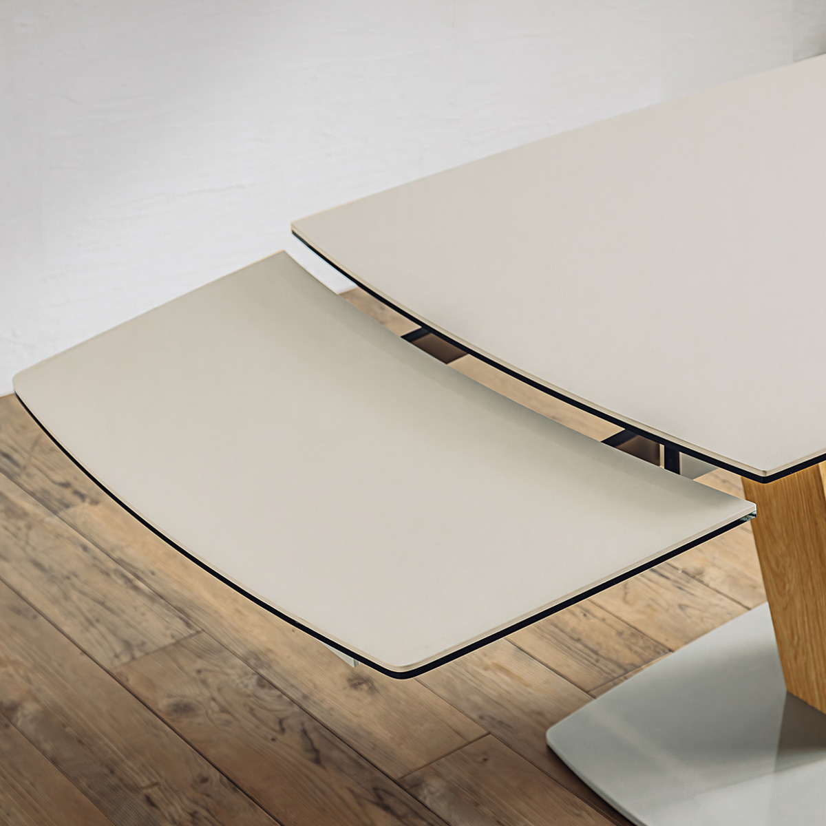 東馬（Tohma） ダイニングテーブル 幅140〜180cm 伸長式 シウバ 幅広