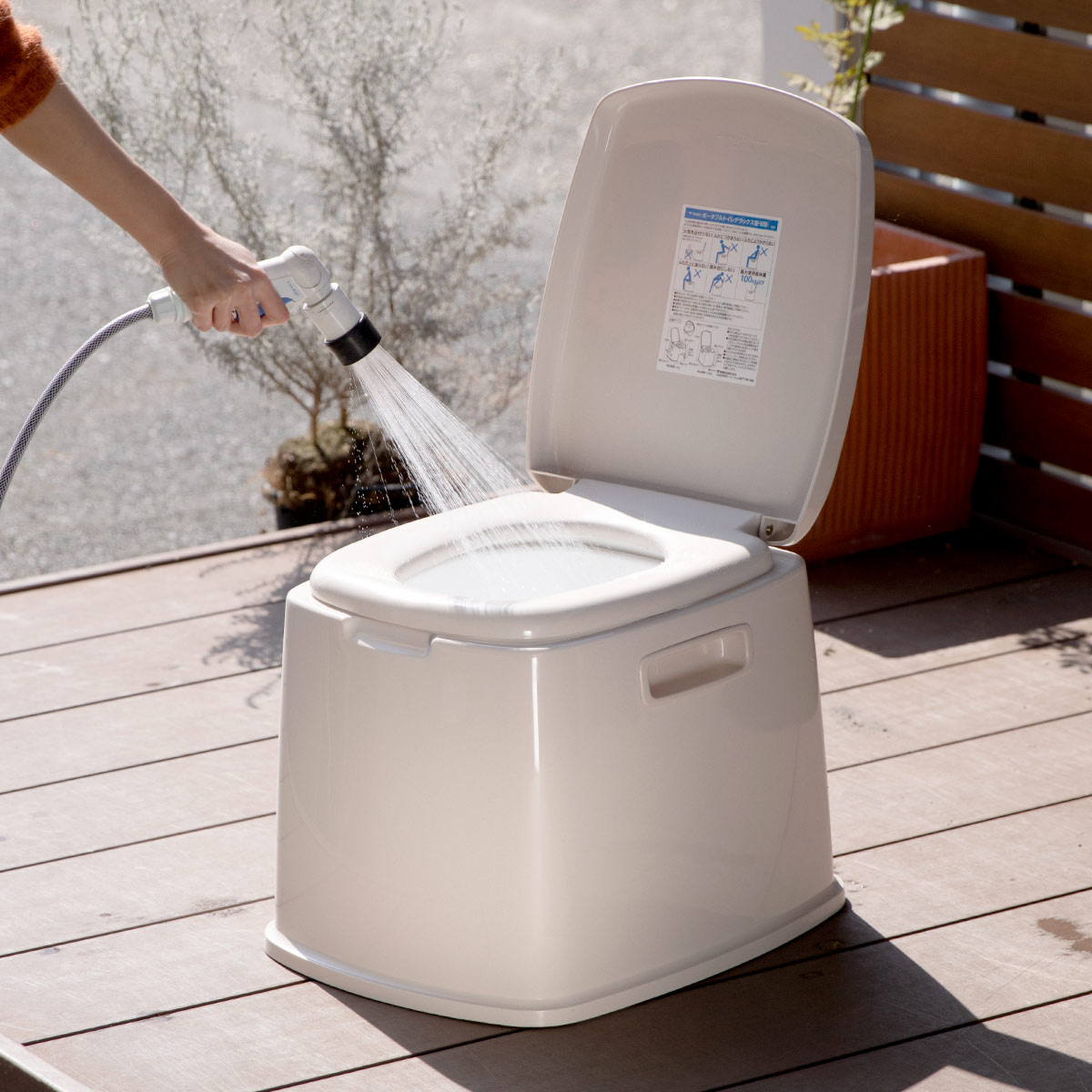 TONBO（新輝合成） ポータブルトイレ S型 コンパクト バケツ付き 介護