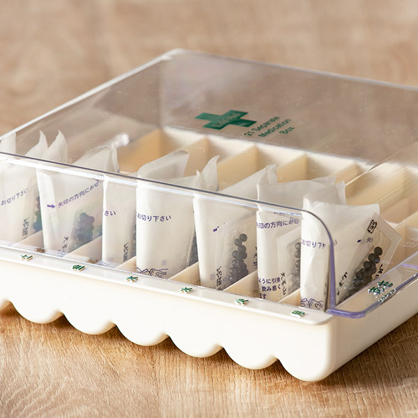 薬 カレンダー 1週間 ライフ・エイド くすり整理ボックス 1日3回分