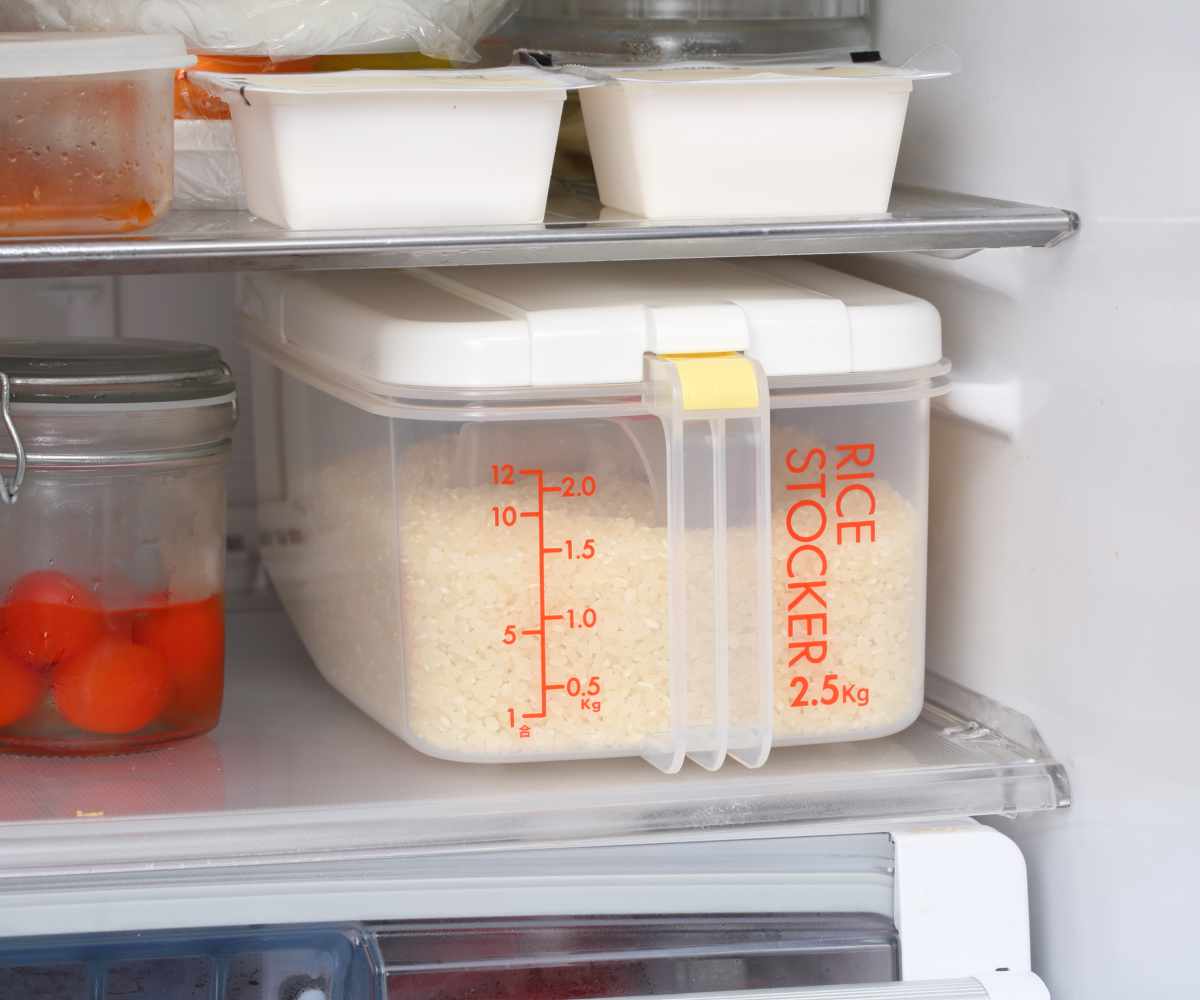 新品☆タッパーウェア/キッチンキーパー/ライスストッカー/米びつ Amazon｜Tupperware プラスチック製ライスキーパー - 5kg、マルチ