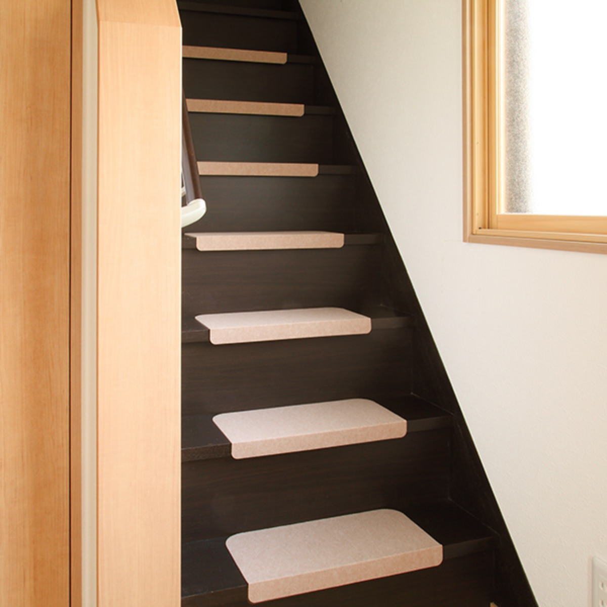 THANKO 階段マット 15枚入 吸着マット 置くだけでズレない 日本製 防音