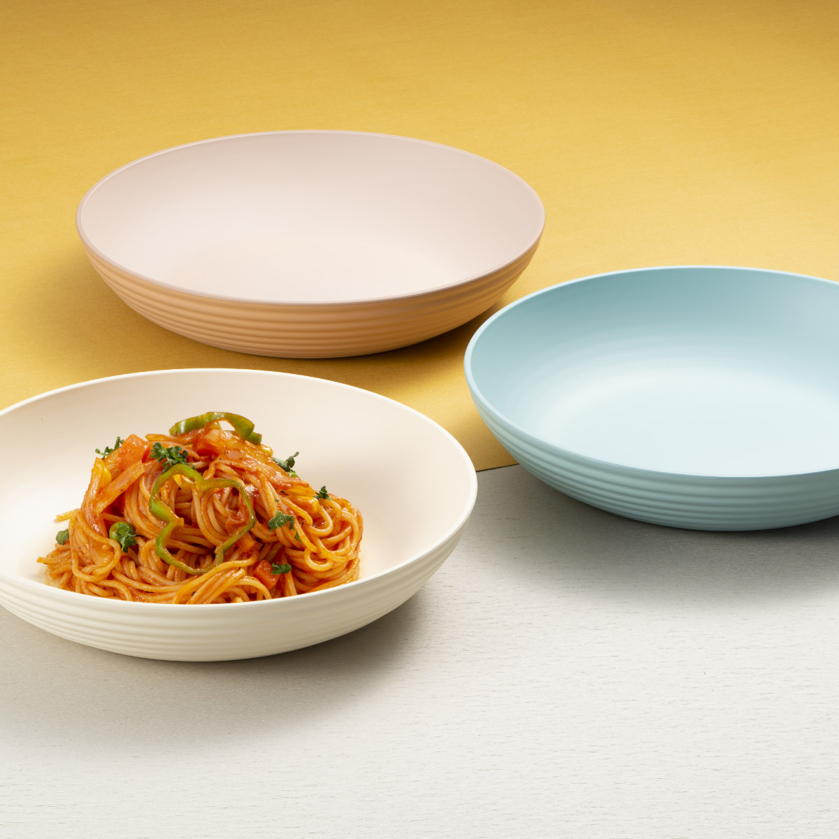 皿 bitie サーフ深皿 抗菌加工 （ 食洗機対応 電子レンジ対応 樹脂製