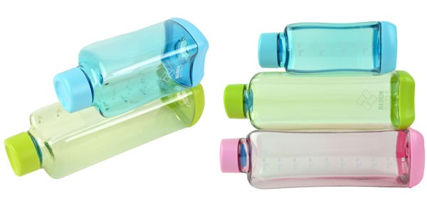 青色プラスチック水筒 中型 4976790560313-c.jpg