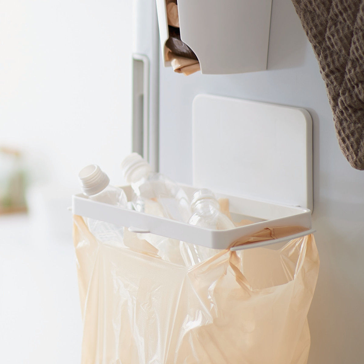 Like-it（ライクイット） ゴミ袋ホルダー 分別ゴミ袋ホルダー 吸盤付き