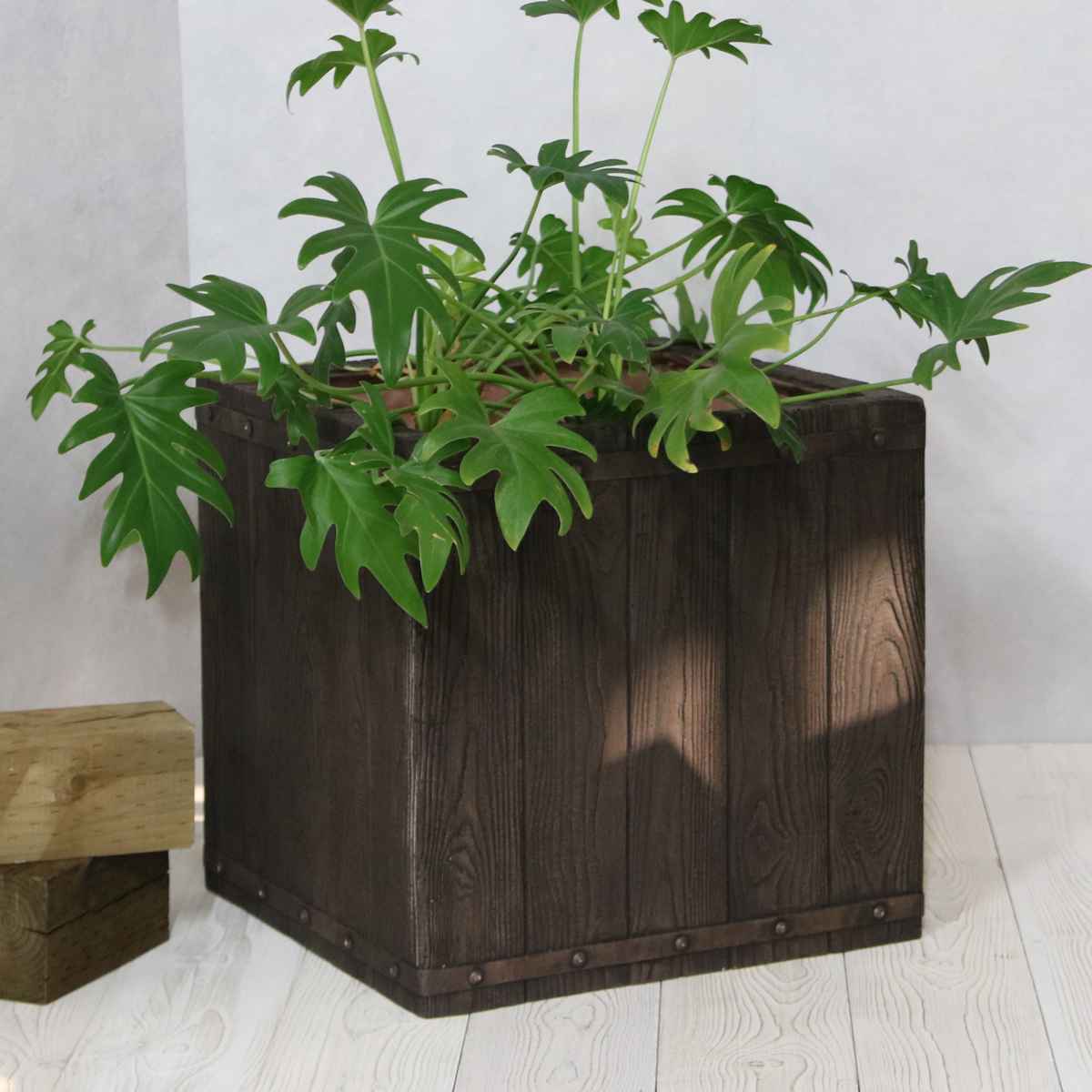 プランター ファーバー 木調FRPプランター 幅40cm 角型 （ プランターカバー ラウンド 植木鉢 鉢 底穴 屋外 外 家庭菜園 寄せ植え おしゃれ ）の画像