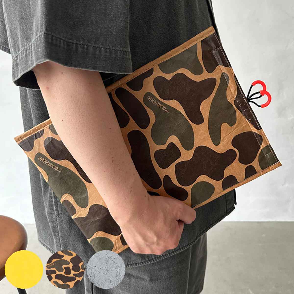 パソコンケース ポリエチレン 軽量 （ 14インチまで 縦型 パソコンバッグ PCバッグ コンパクト 面ファスナー式 ）