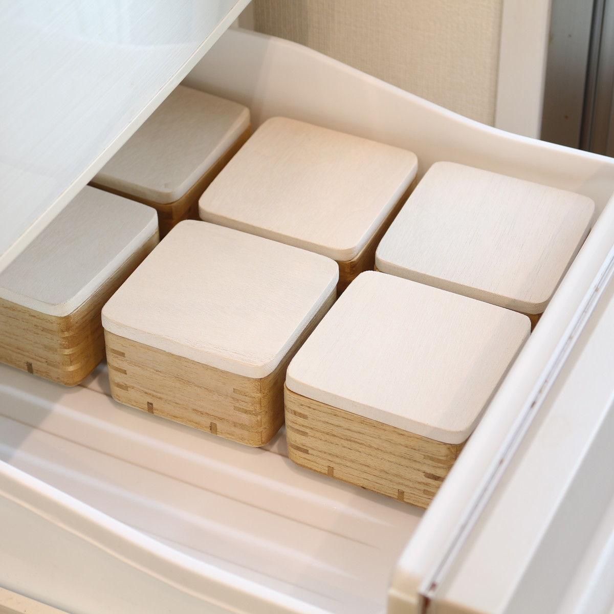 桐のごはん鉢【小2個、中1個セット】 kirisai kirisai レンジで シリーズ桐のレンジでごはん鉢 キッチン用品
