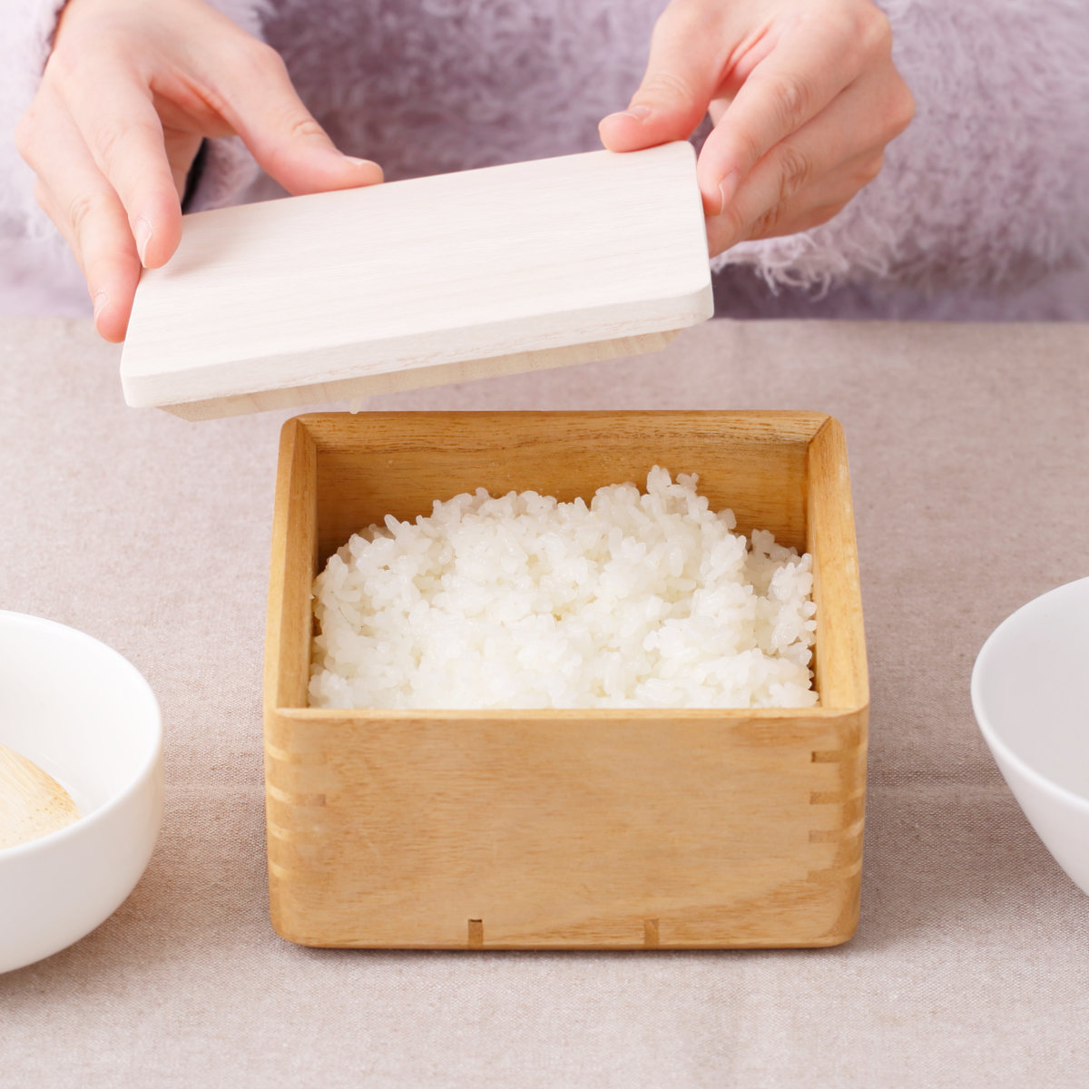 OSMAC ご飯容器 保存容器 kirisai 桐のレンジでごはん鉢 大 （ おひつ
