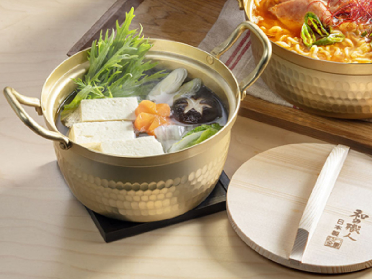 谷口金属工業 両手鍋 14.5cm 和の職人 アルミ段付鍋 木蓋付 （ ガス火