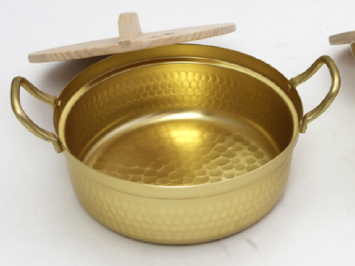 谷口金属工業 両手鍋 18cm 和の職人 アルミ浅型鍋 木蓋付 （ ガス火