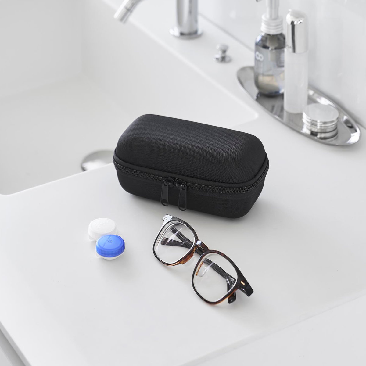 tower 特典付き 山崎実業 メガネとコンタクトレンズ用品が収納できる