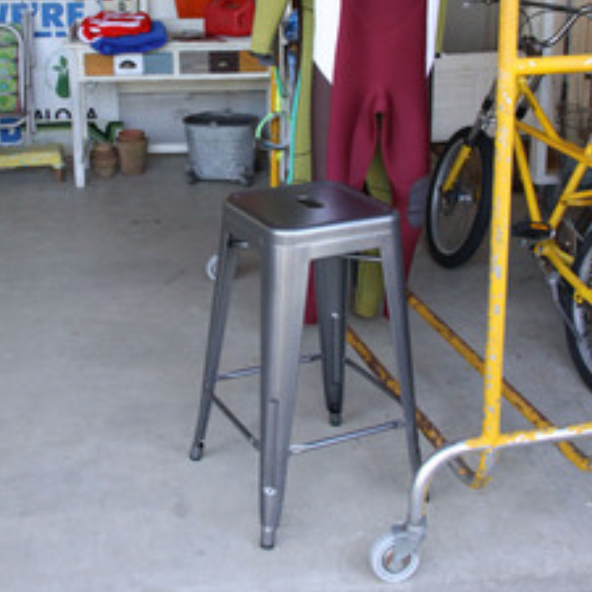 東谷 スツール 高さ66cm スタッキング スチール （ ハイスツール