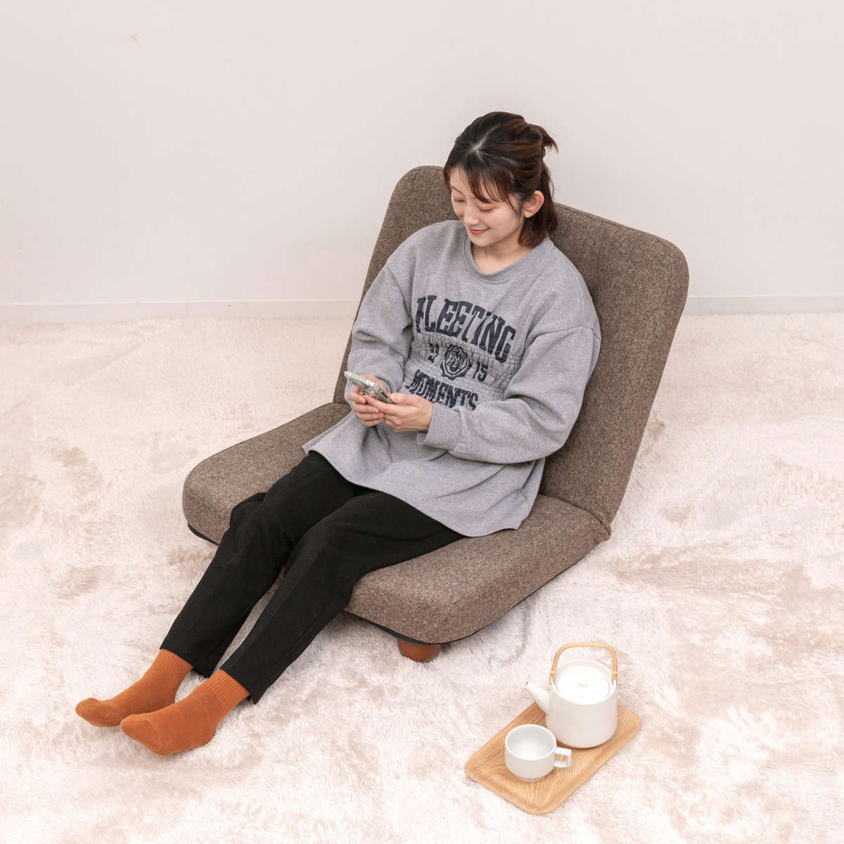 東谷 座椅子 コンパクト リクライニング 座面ワイド スマート 脚 東谷 座椅子 コンパクト リクライニング 座面ワイド スマート 脚