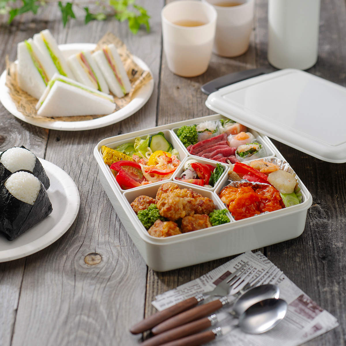 イノマタ化学 弁当箱 1.7L 3個セット ロック式ランチBOX 中子付き