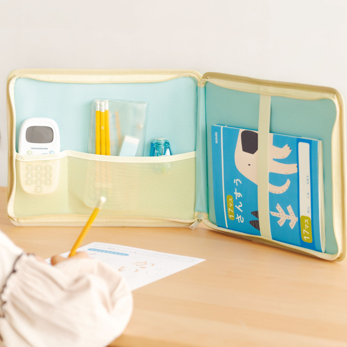 SONiC（ソニック） 収納バッグ 道具入れ バインダー どこでもスタディ