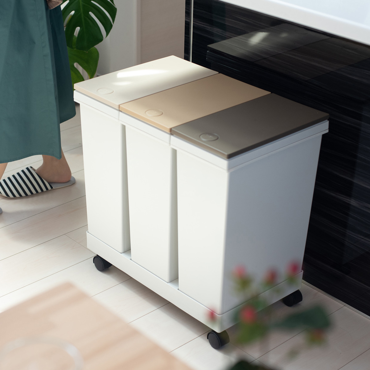 アスベル（ASVEL） ゴミ箱 60L 分別 横型 3分別ワゴン キャスター付き