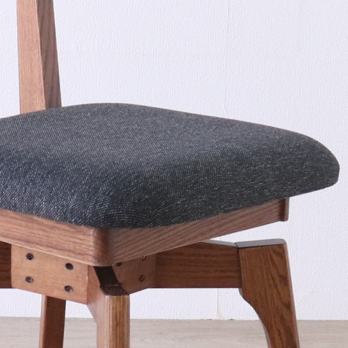 ダイニングチェア 座面高44cm 回転 ウーノ レッドオーク無垢材