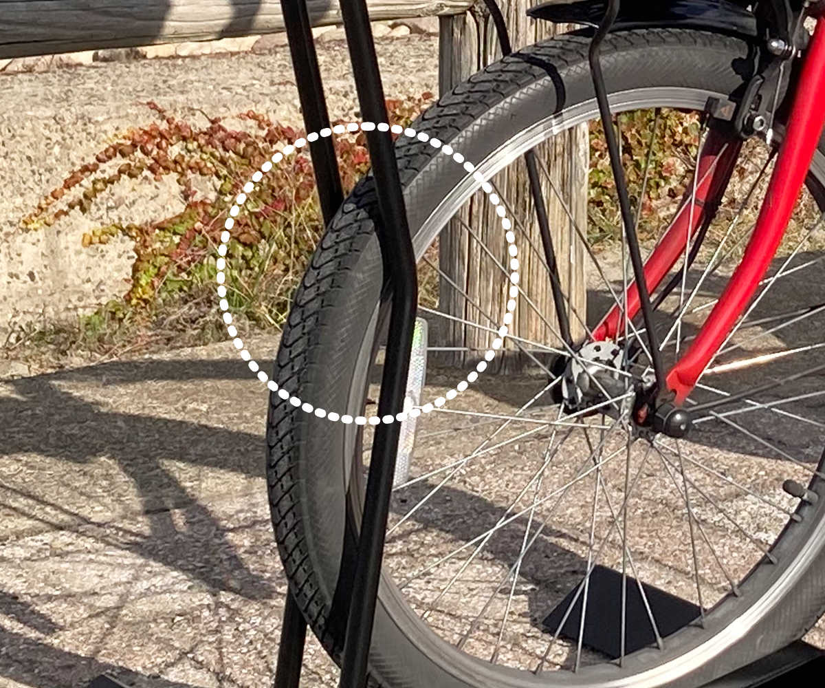 電動自転車スタンド 1台用 20〜26インチ タイヤ幅6cm 自転車ラック
