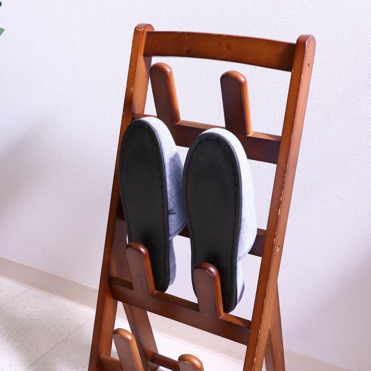 玄関家具 スリッパラック 4段 木製 幅27.5×高さ64cm （ 4足 コンパクト