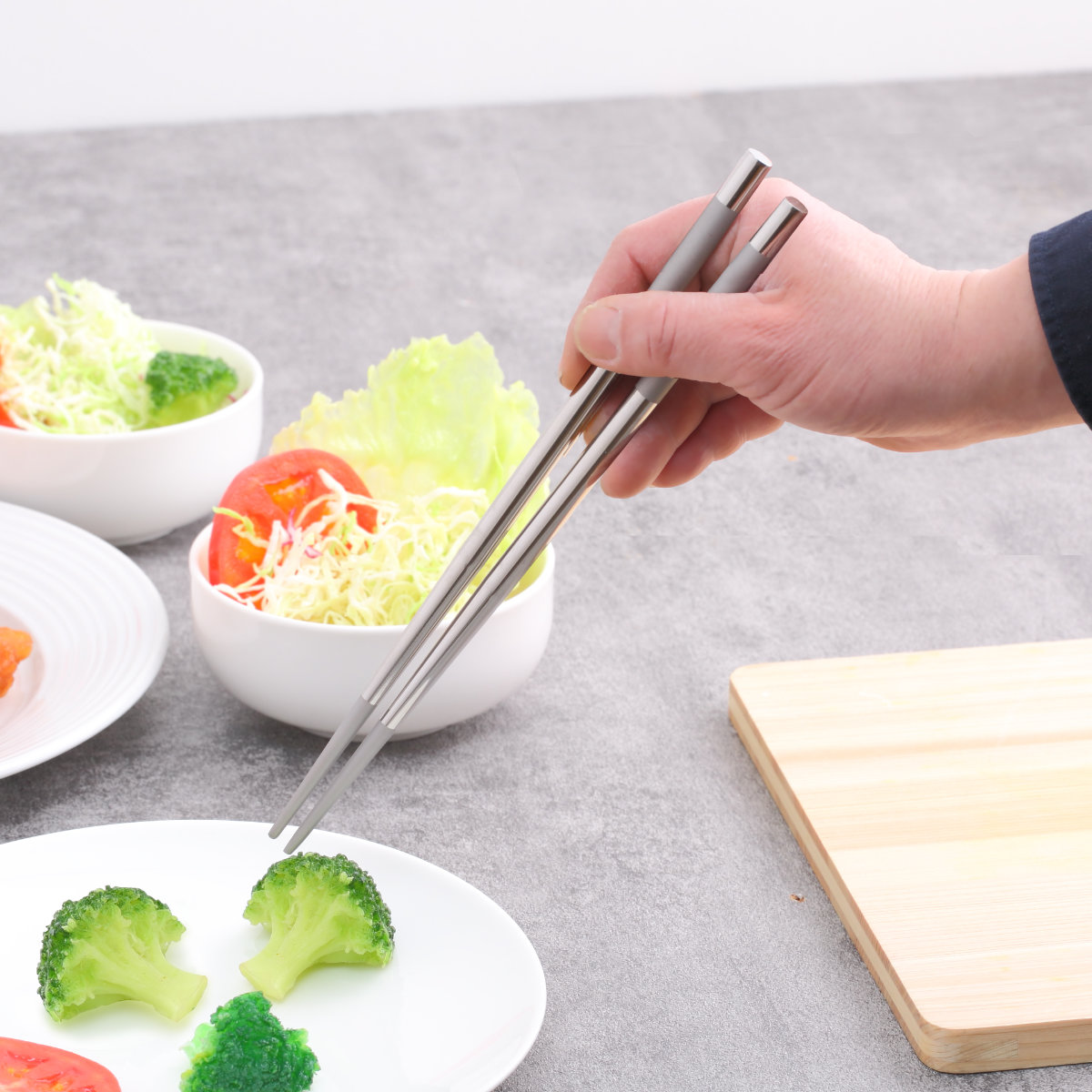 工房アイザワ 盛箸 ステン盛箸 ( aizawa 箸 盛り箸 菜箸 まな箸 23cm 日本製 ステンレス製 すべり止め ) : リビングート ...