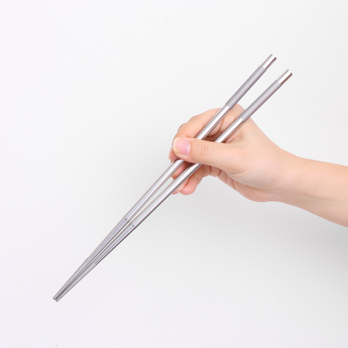 工房アイザワ 菜箸 ステン菜箸 ( aizawa 箸 菜ばし 盛り箸 まな箸 30cm 日本製 ステンレス製 すべり止め ) : リビングート ...