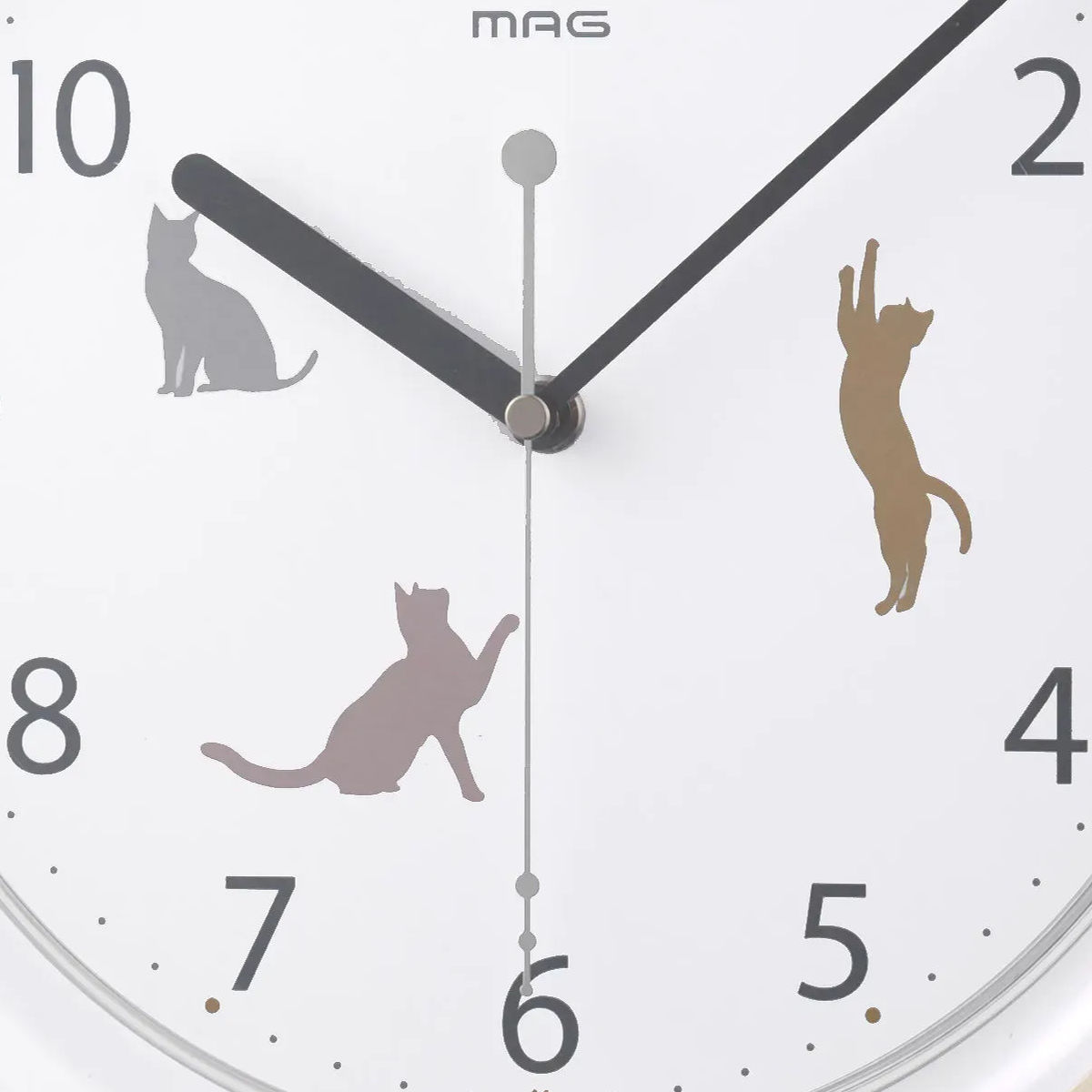 ノア精密 掛け時計 猫 連続秒針 静音 MAG （ 時計 壁掛け時計 ウォール
