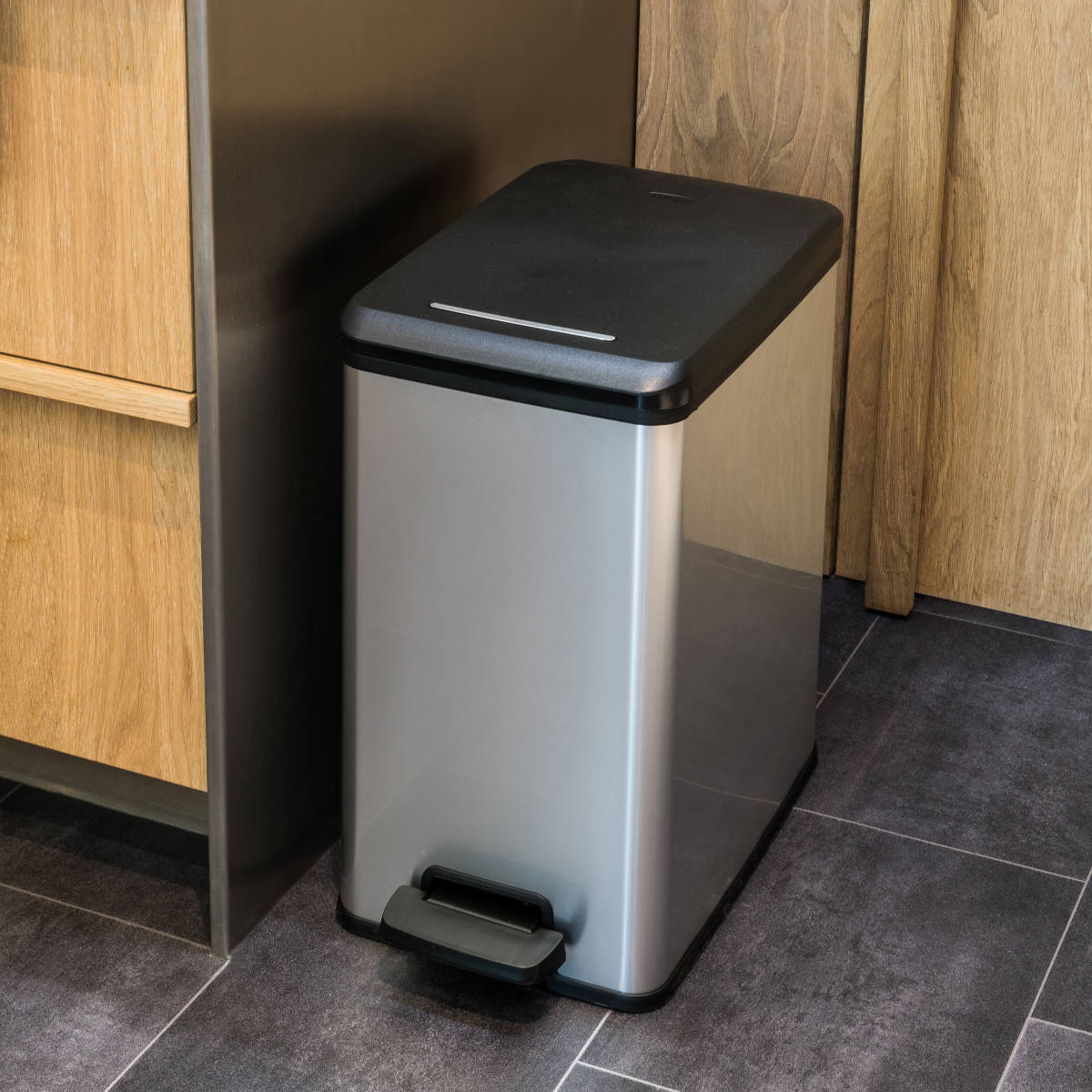 ゴミ箱 25L Deco ペダルビン ペダル式 （ ごみ箱 25リットル デコ