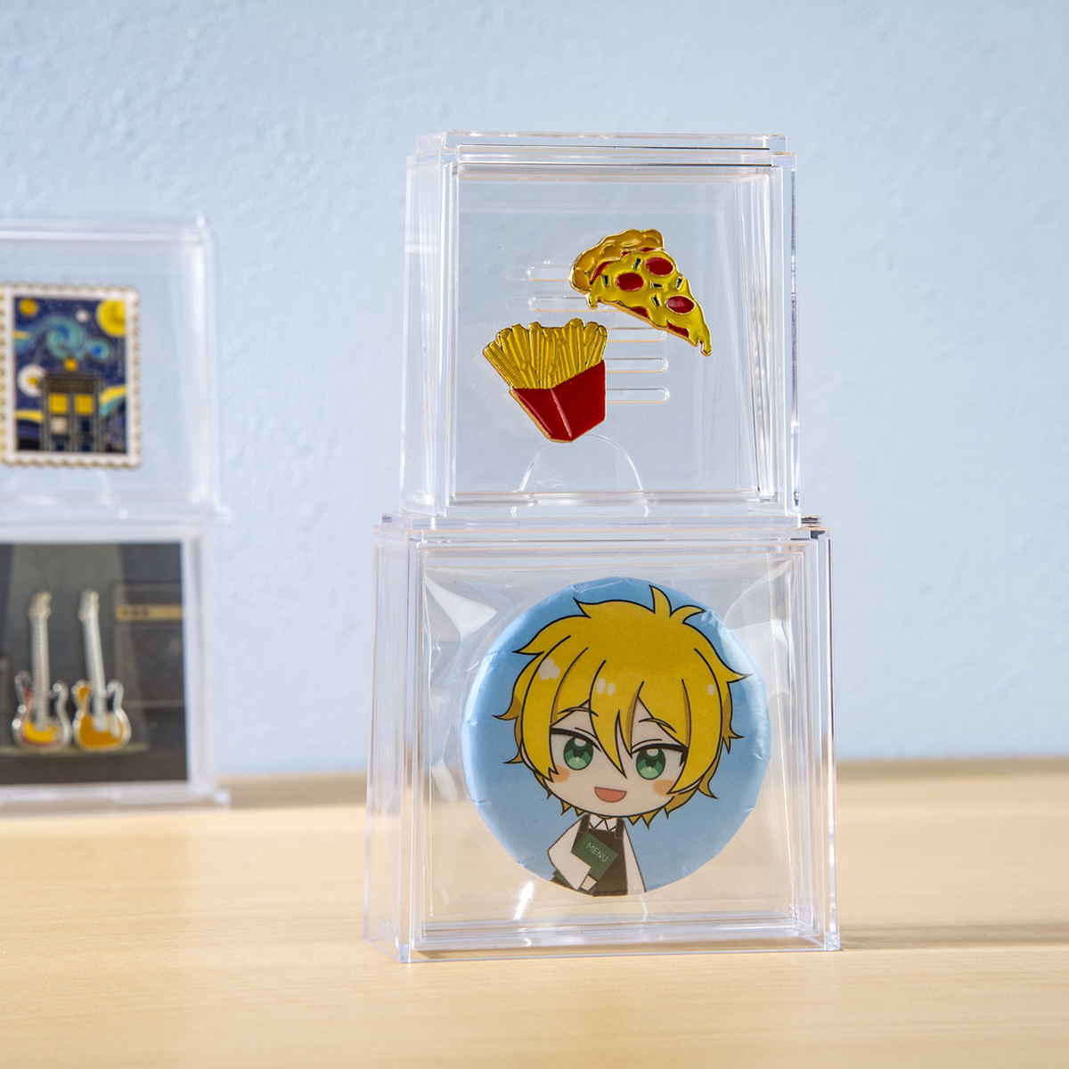 イノマタ化学 ピンバッジ ディスプレイケース 収納ケース 6.7×6.9×3cm