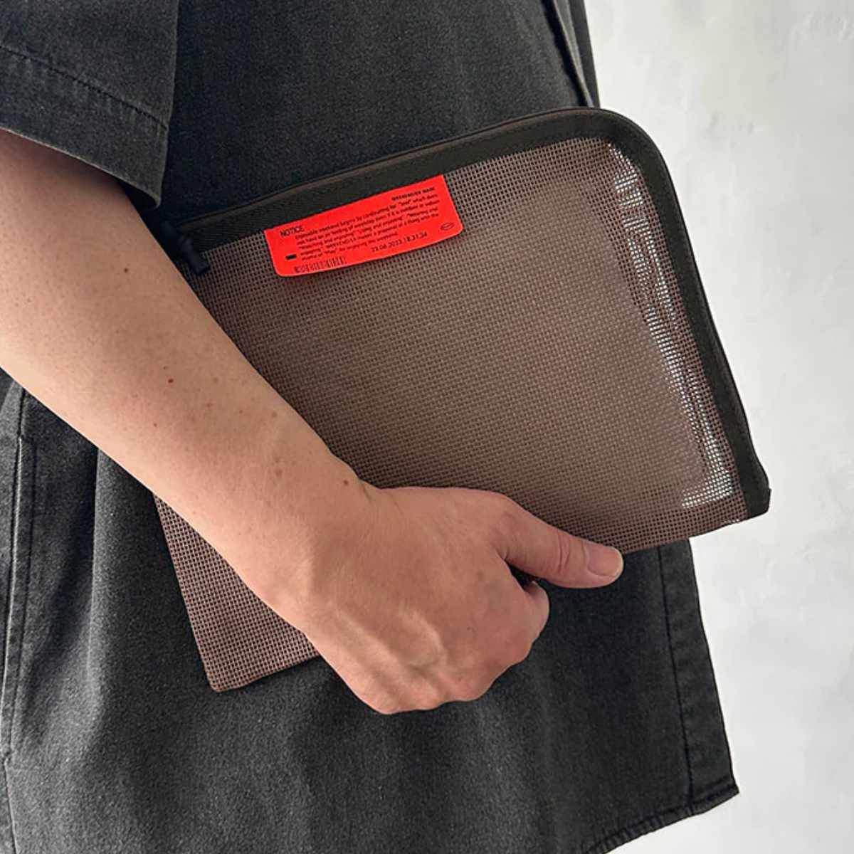 HEMING'S（ヘミングス） ミニポーチ PVC MESH FLAT CASE （ A5サイズ L