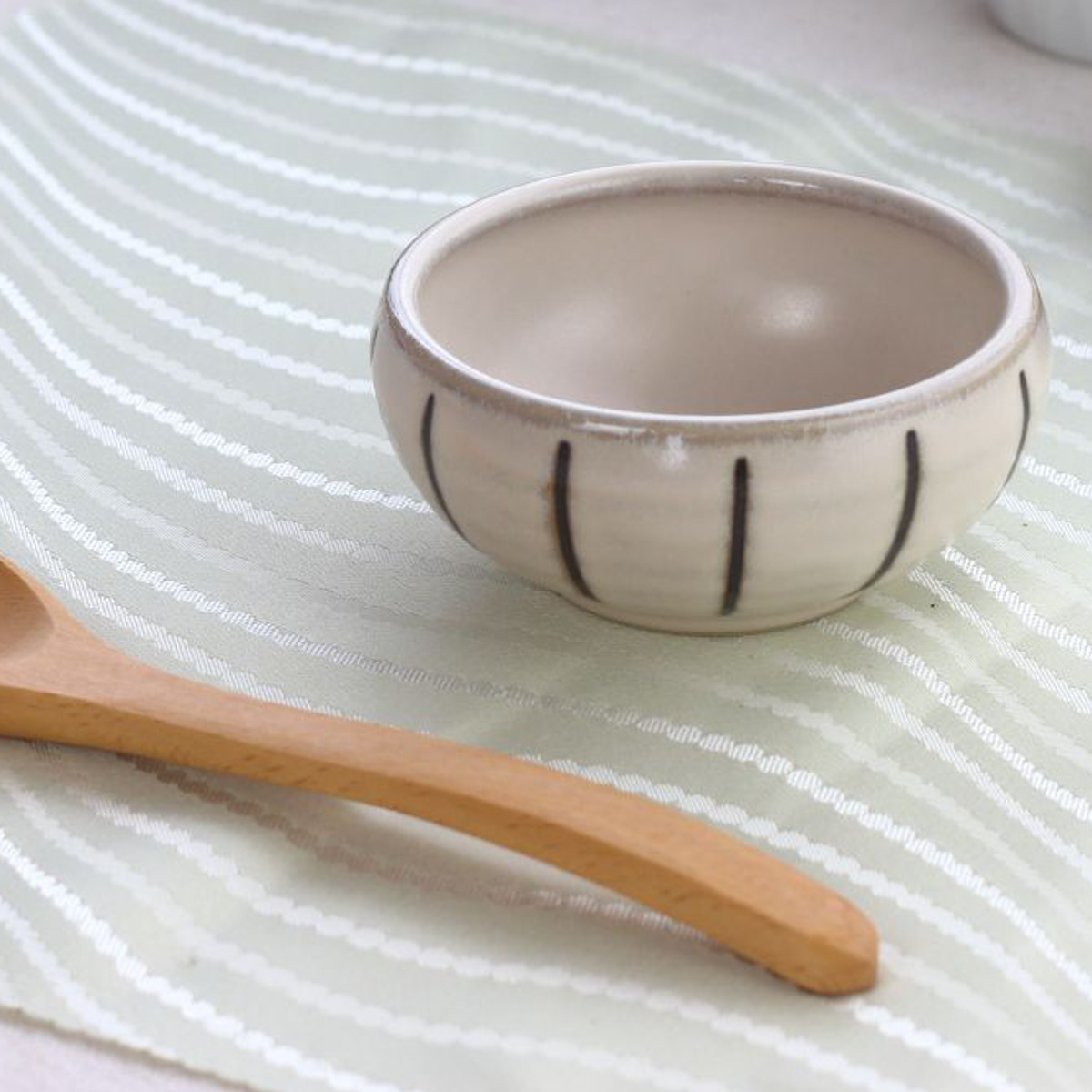 鉢 モノクロストライプ 小鉢 9.5cm （ 陶磁器 美濃焼 食洗機対応 電子