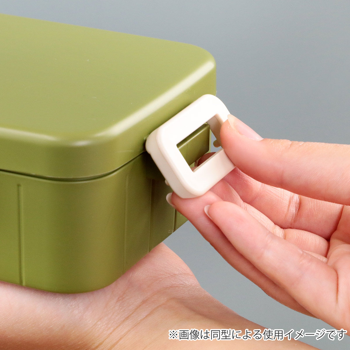 【美品】IANNE　❤パル・ロゴ❤　季節限定カラー　ミント　✳️お箱無し スケーター 弁当箱 650ml 4点ロックランチボックスマイメロパステル