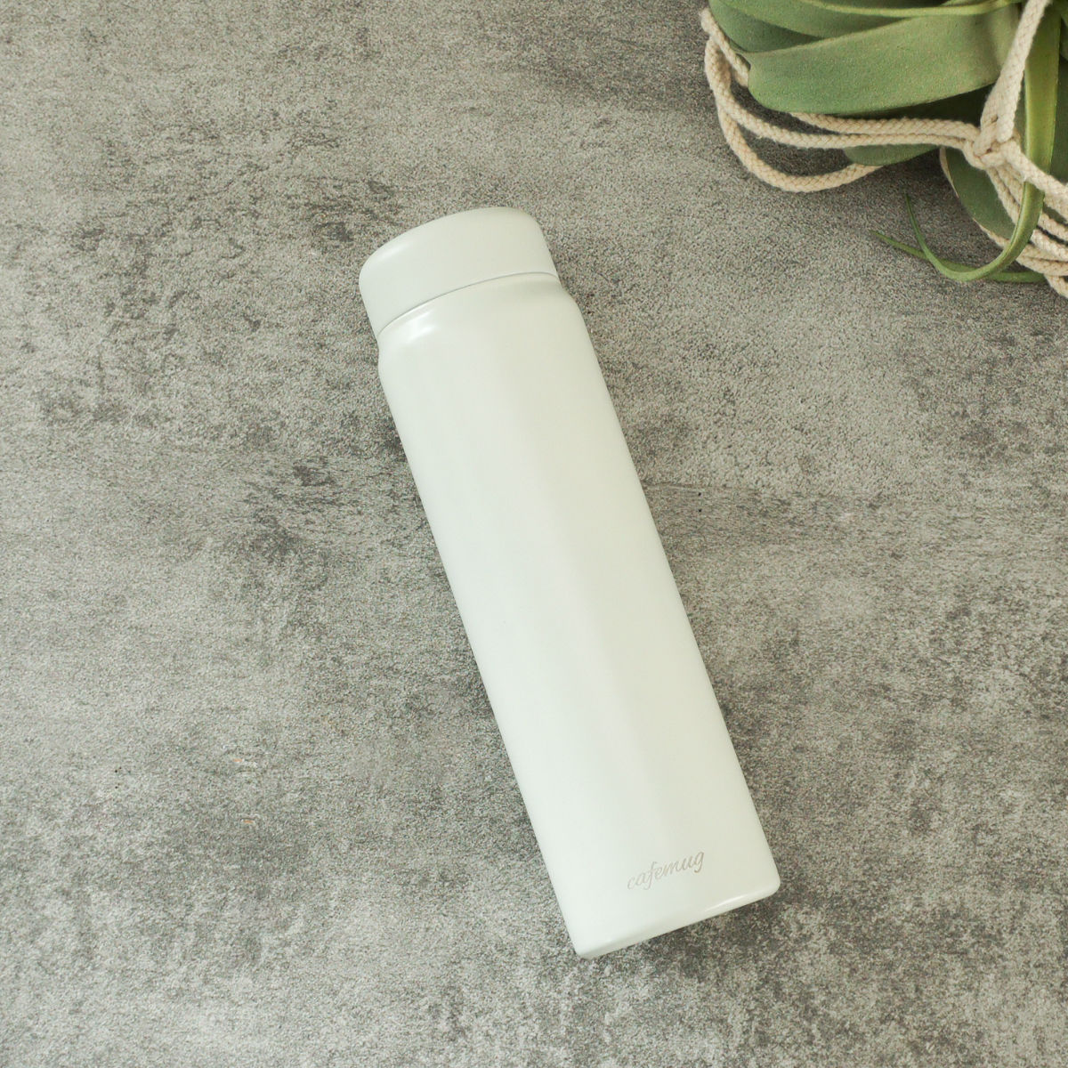 パール金属 水筒 700ml パッキン一体 カフェマグ シームレスマグボトル