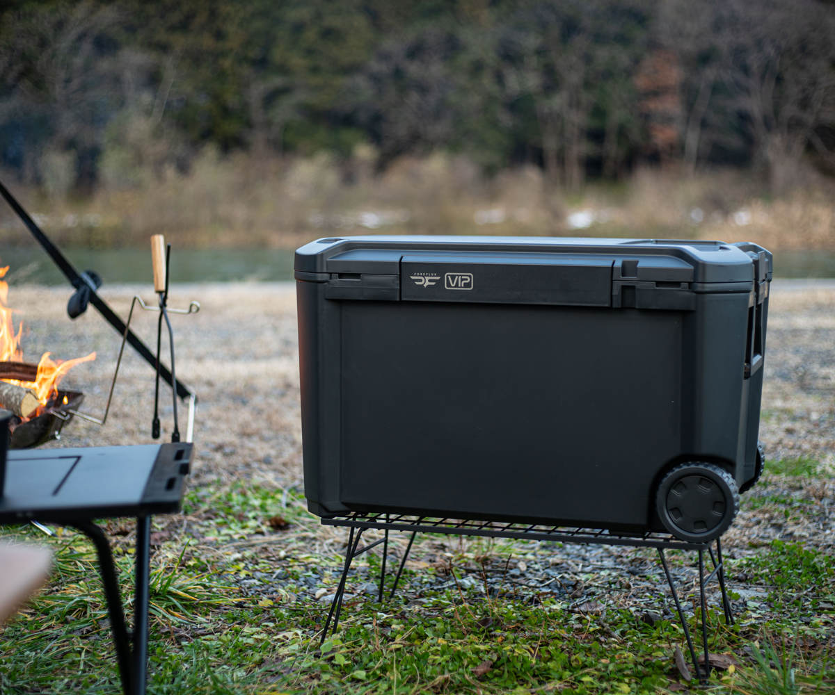 JEJアステージ クーラーボックス 65L COREFLUX VIP 座れる 耐荷重100kg