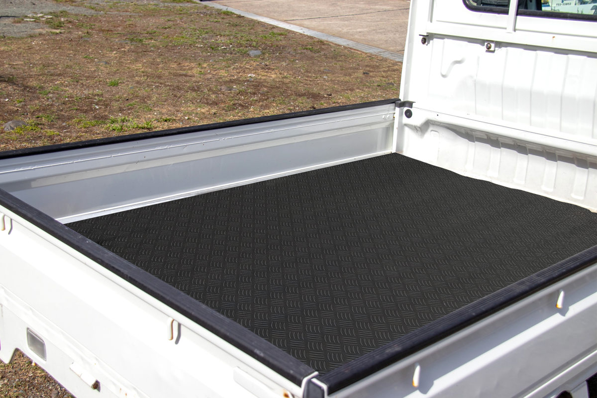 荷台マット 軽トラック用 1.36×2m トラックマット （ 法人限定 ラバー